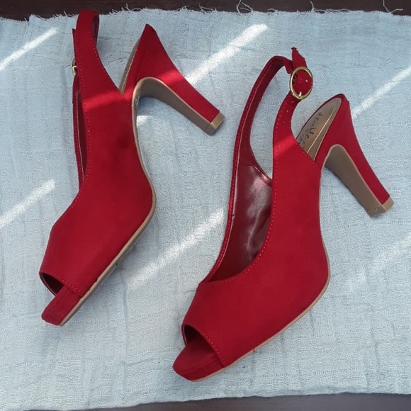 NWT Payless Dexflex Comfort Red High Heels Size 5 - Picture 5 of 11